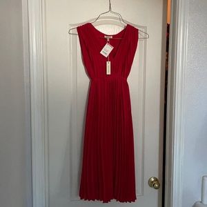 Red empire waist dress. Knee length. Max studio. New.